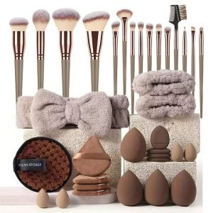 Полный комплект косметических инструментов