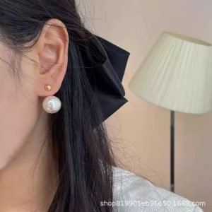 Перламутровые studs на серебре