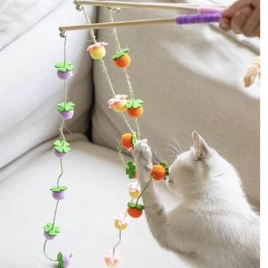 палочка для игры с кошкой