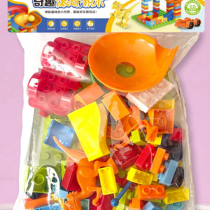 Конструктор с шариками в пакете